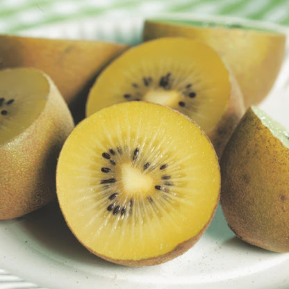 Buitenplant - Actinidia deliciosa Golden Kiwi - Fruitplant - Pot Ø 15cm Hoogte ↕ 50cm
